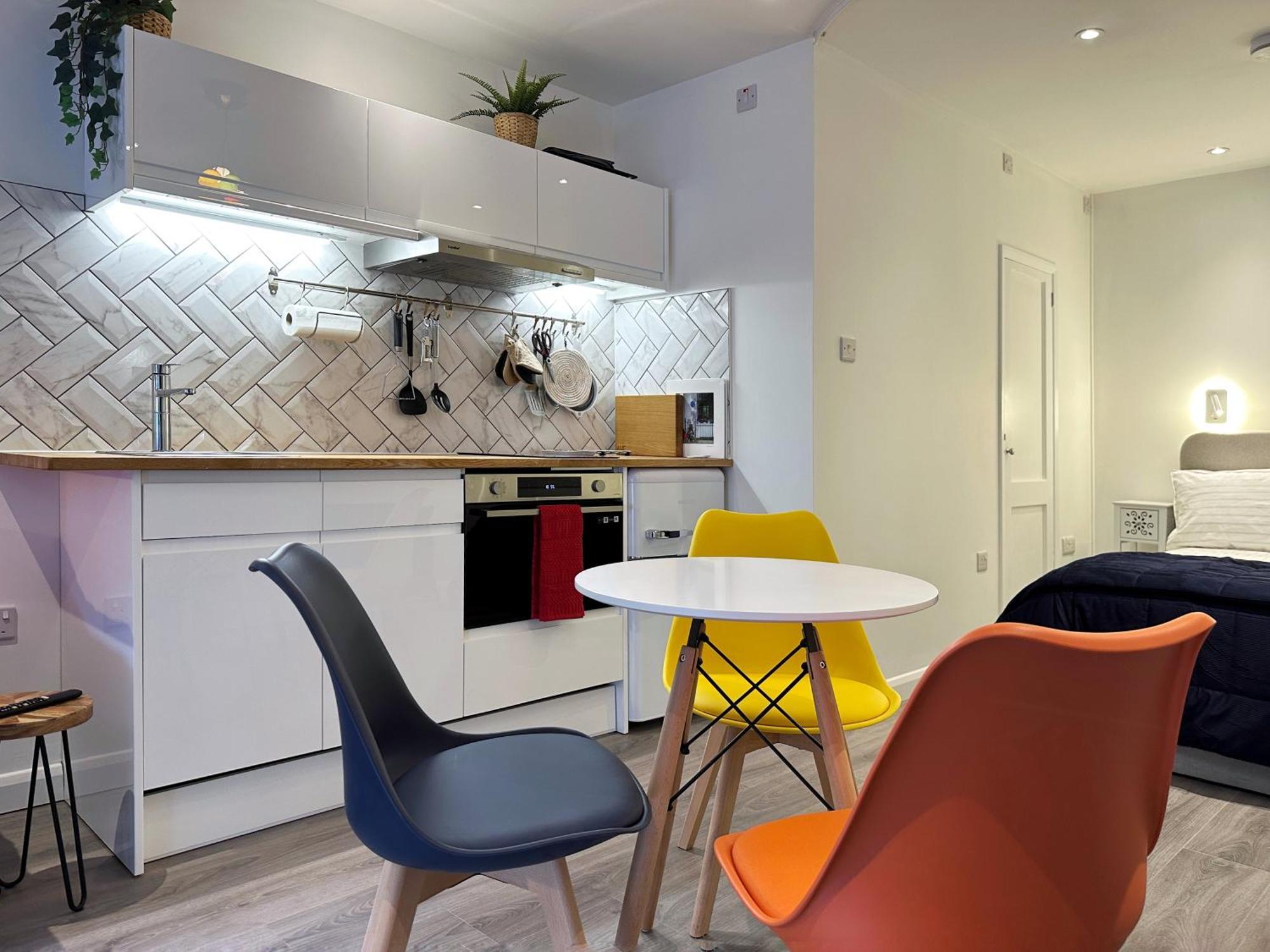 Kensington Studio Hosted By Airoperate Near Notting Hill - 1 Double Bed , 1 Sofa Bed, Ground Floor Apartment Via Private Entrance Londres Exterior foto