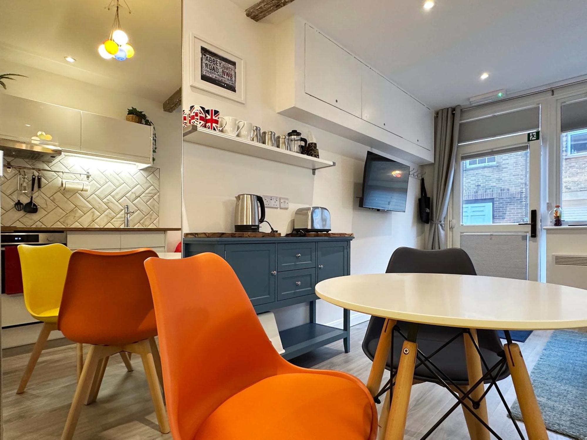 Kensington Studio Hosted By Airoperate Near Notting Hill - 1 Double Bed , 1 Sofa Bed, Ground Floor Apartment Via Private Entrance Londres Exterior foto