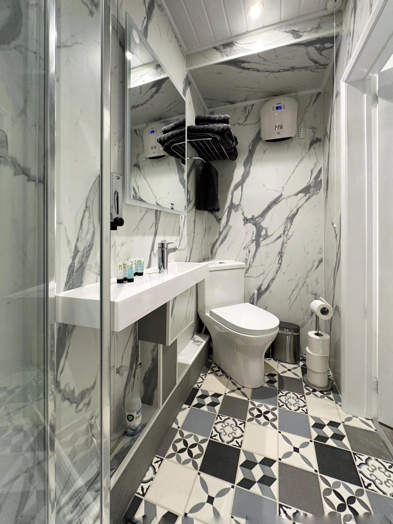 Kensington Studio Hosted By Airoperate Near Notting Hill - 1 Double Bed , 1 Sofa Bed, Ground Floor Apartment Via Private Entrance Londres Exterior foto