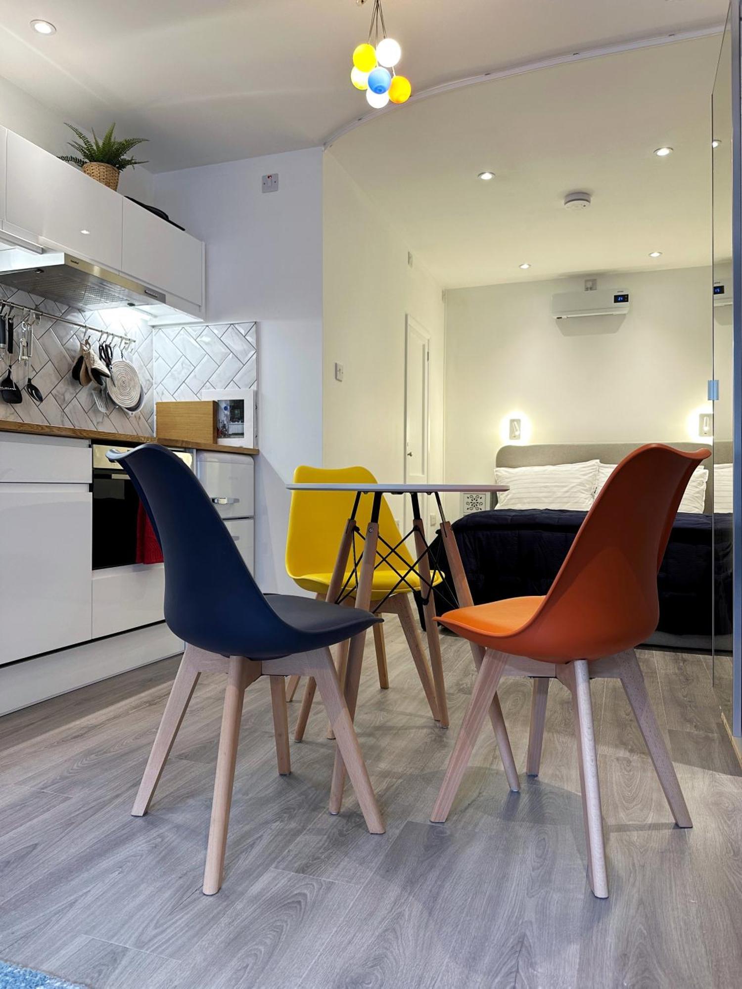 Kensington Studio Hosted By Airoperate Near Notting Hill - 1 Double Bed , 1 Sofa Bed, Ground Floor Apartment Via Private Entrance Londres Exterior foto