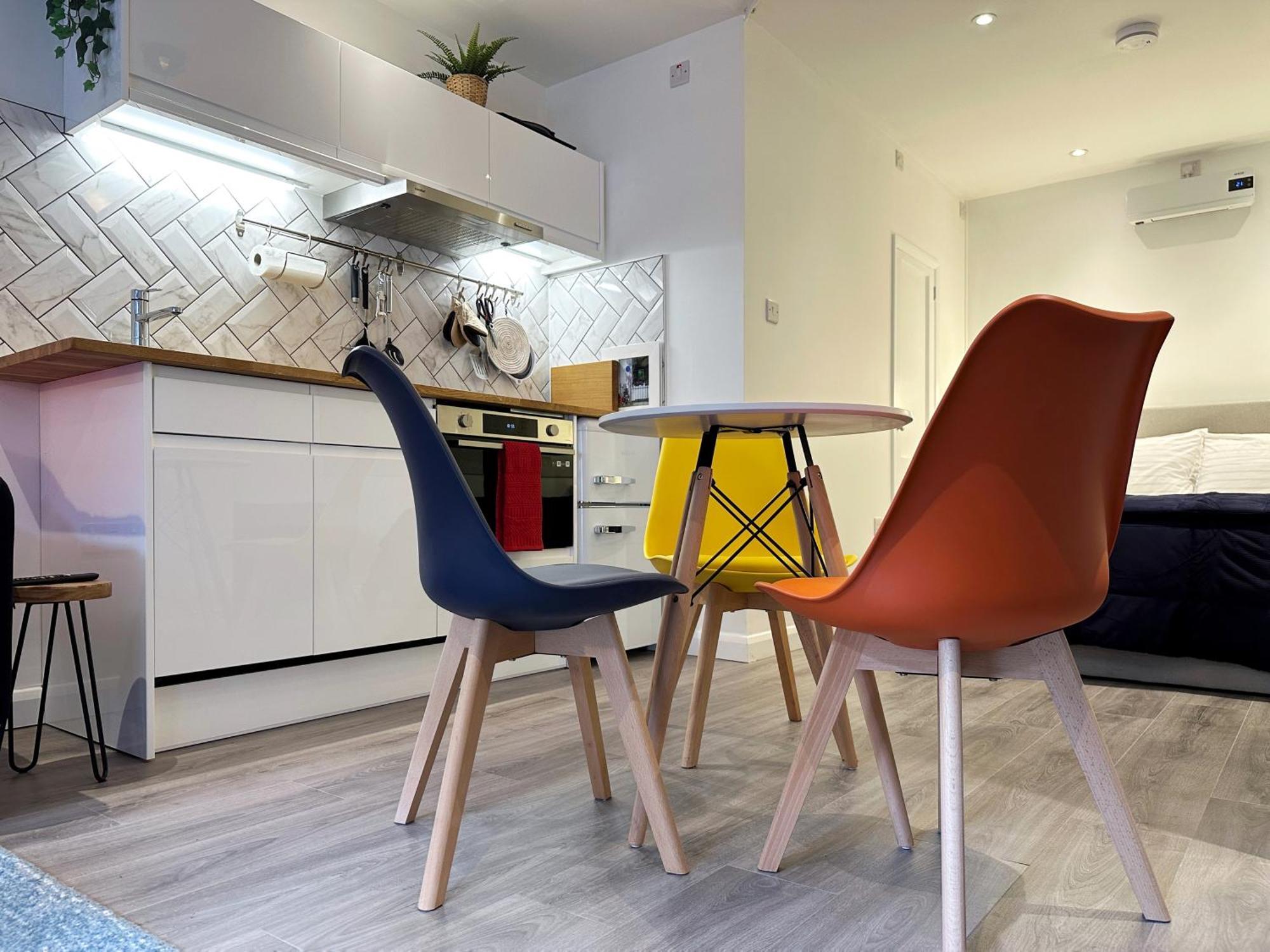 Kensington Studio Hosted By Airoperate Near Notting Hill - 1 Double Bed , 1 Sofa Bed, Ground Floor Apartment Via Private Entrance Londres Exterior foto